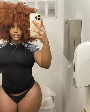 SZA / Solana Rowe / thejad3x nude photo #0087