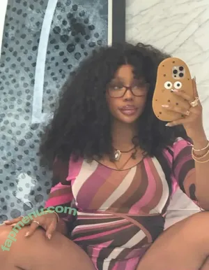 SZA / Solana Rowe / thejad3x nude photo #0428