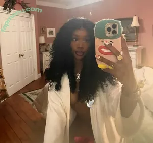 SZA / Solana Rowe / thejad3x nude photo #0462