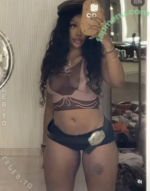 SZA / Solana Rowe / thejad3x nude photo #0510