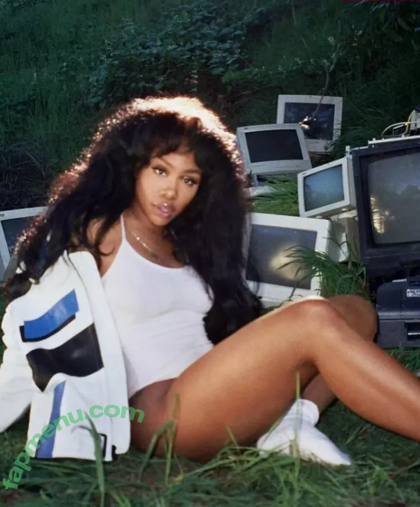 SZA nude photo #0005 (Solana Rowe / thejad3x)