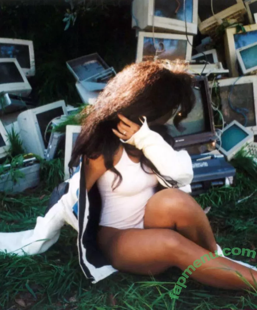SZA nude photo #0006 (Solana Rowe / thejad3x)