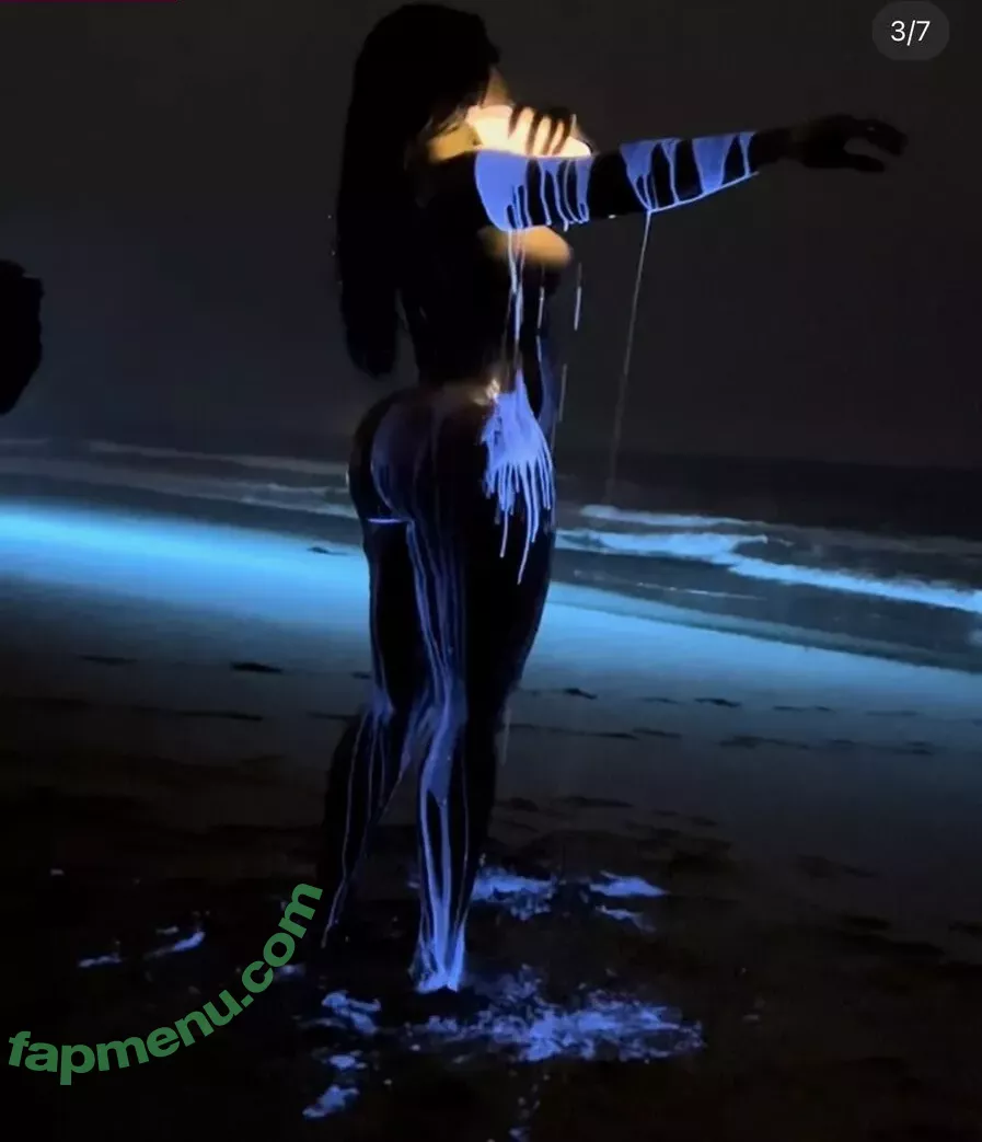 SZA nude photo #0059 (Solana Rowe / thejad3x)