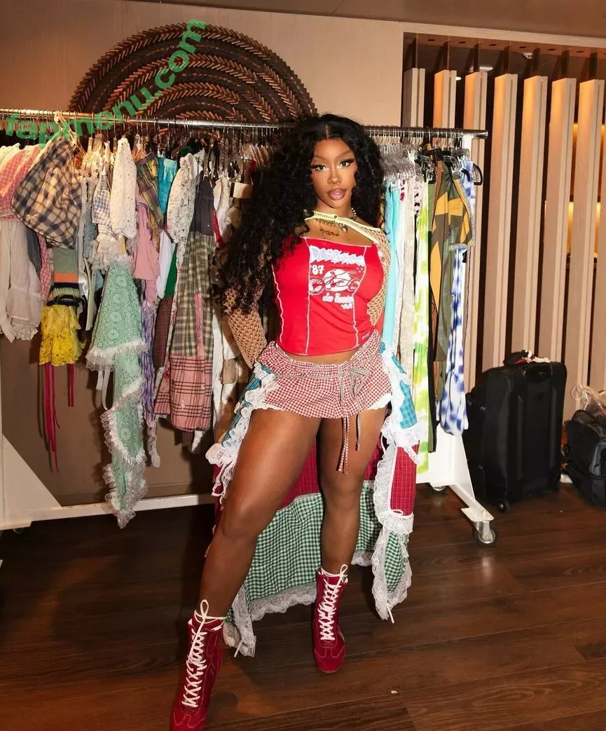 SZA nude photo #0212 (Solana Rowe / thejad3x)