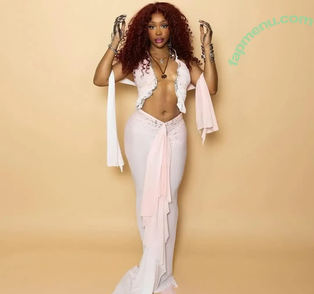 SZA nude photo #0389 (Solana Rowe / thejad3x)