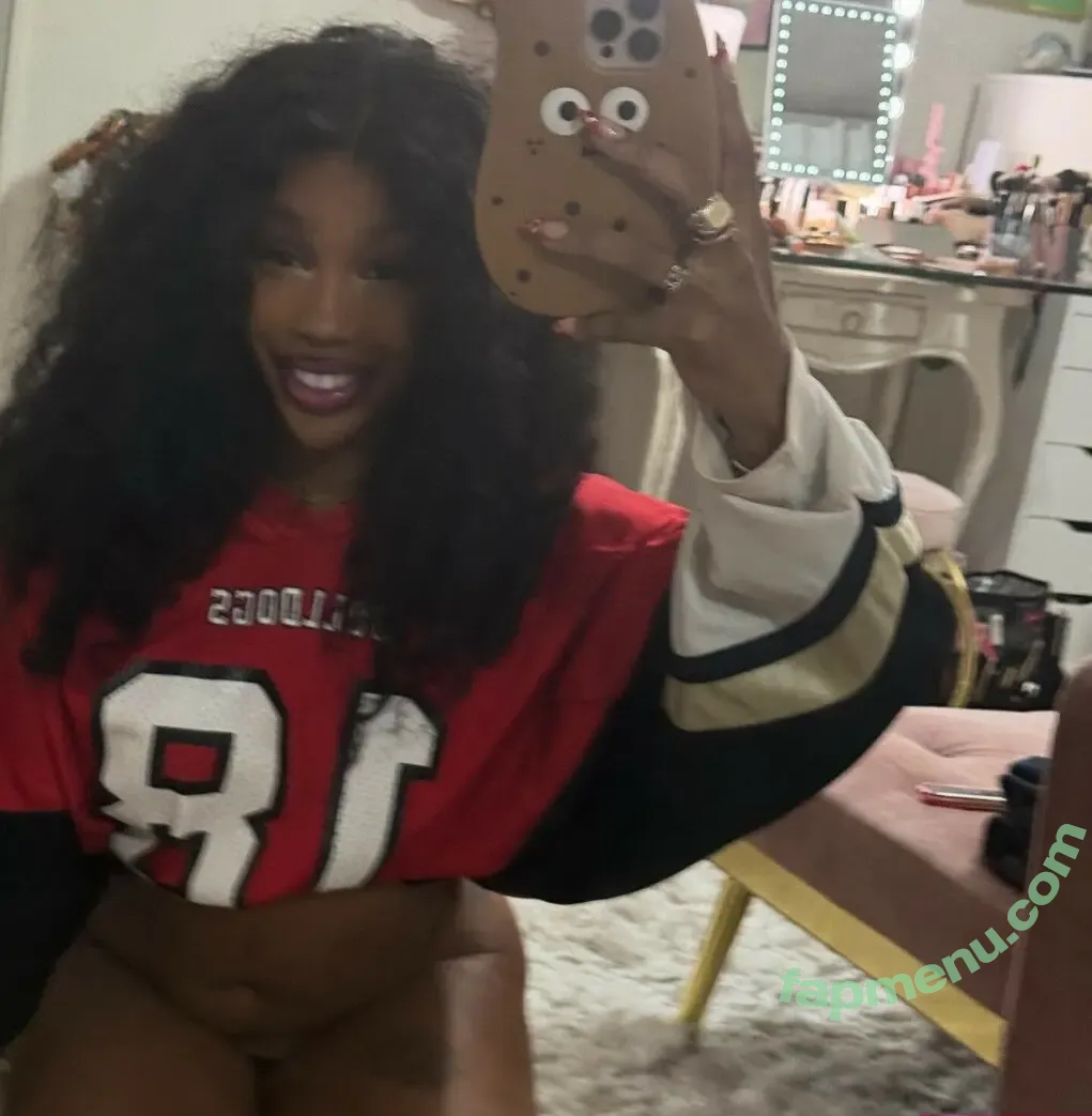 SZA nude photo #0458 (Solana Rowe / thejad3x)