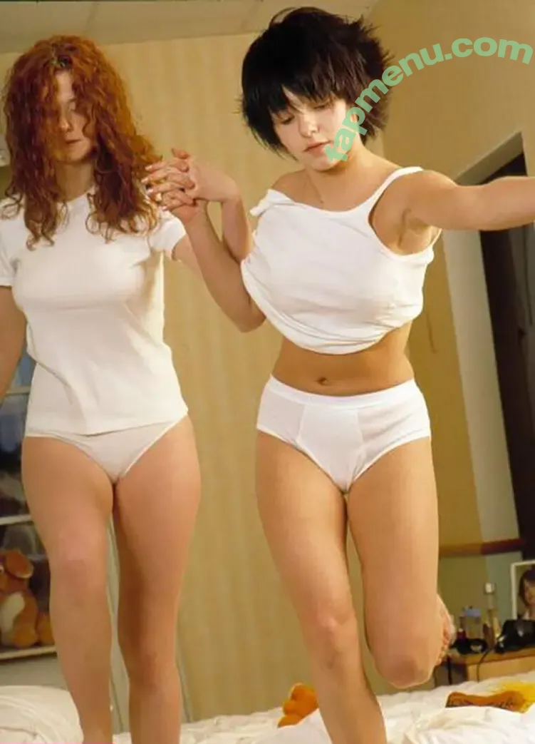 t.A.T.u. nude photo #0005 (berenhande / t.a.t.u.music / tatu)