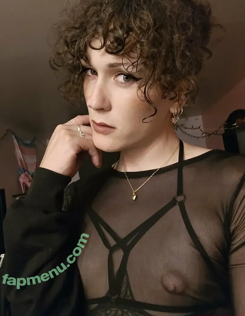 t-lili nude photo #0018 (tadevosyanlili)