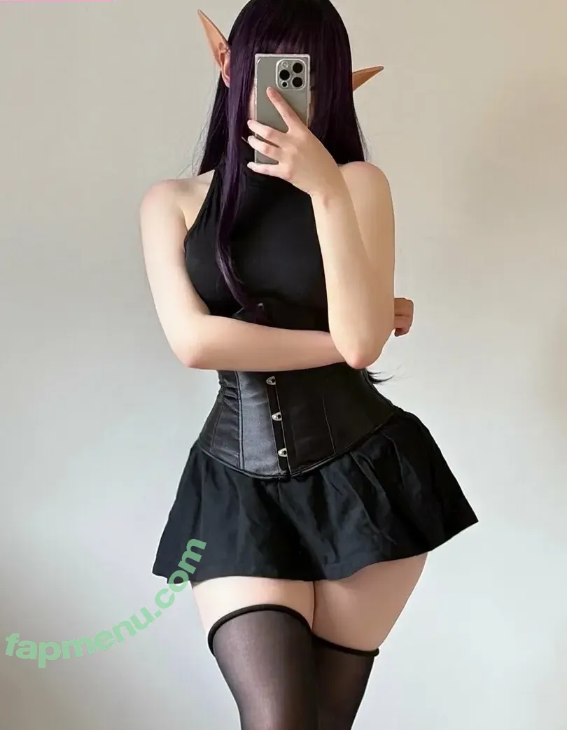 T1 Winter nude photo #0047 (Wiiinter / Winter / Winterscos / winteerscos)