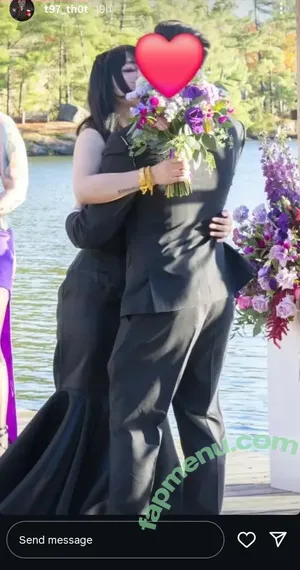 t97_th0t / t97th0t nude photo #0027