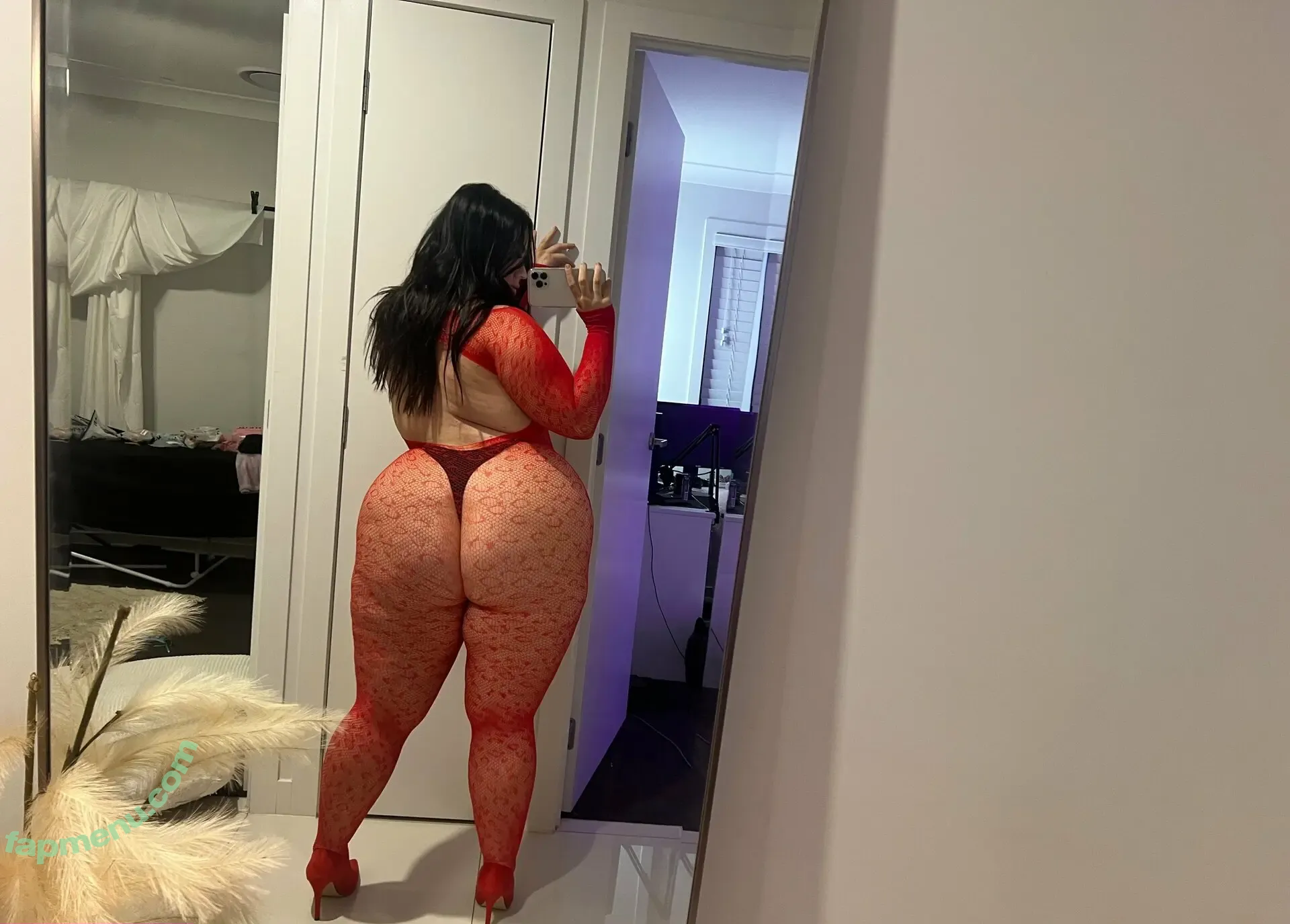 taaij nude photo #0073 (_taaij / u140415694)
