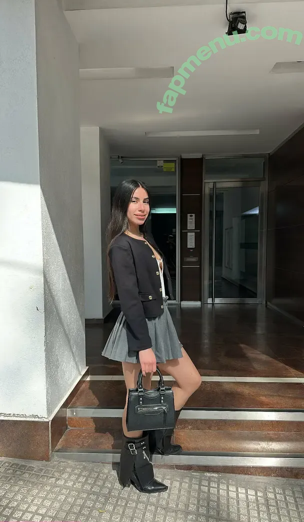 taali01 nude photo #0105 (taliaaa01)