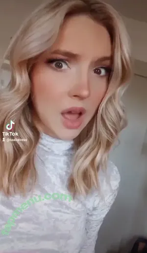 nude photo #0004