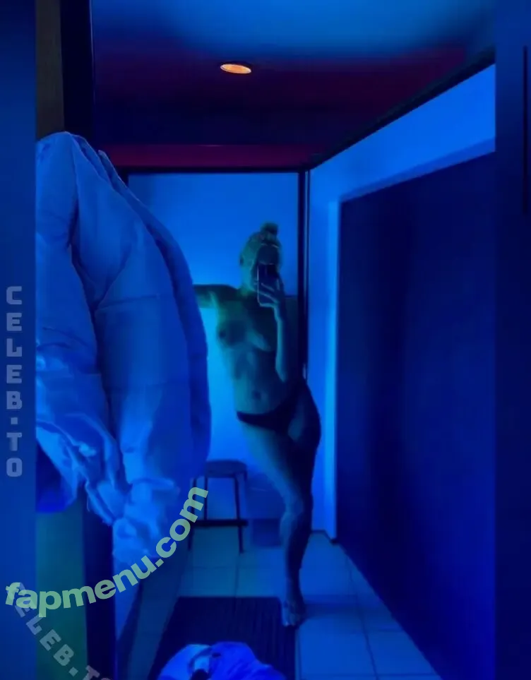 taatjana nude photo #0011 (taatjana____)