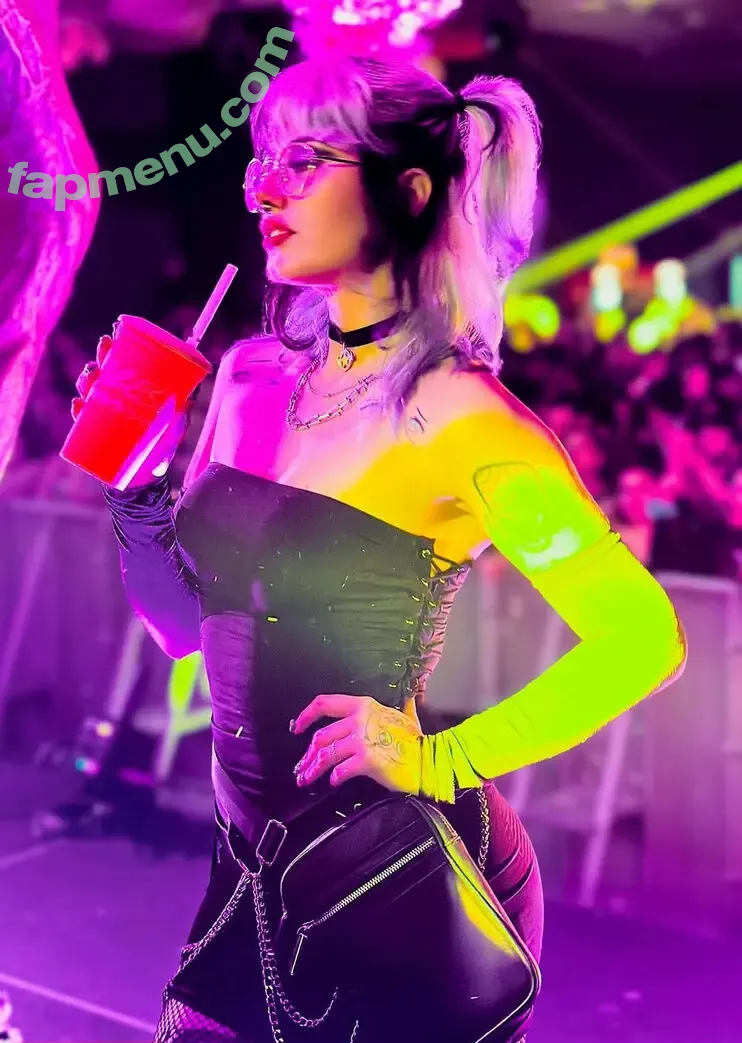 Tabatha Pacer nude photo #0359 (Bludegar / tabathapacer)