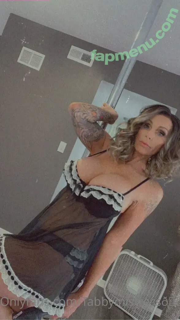 tabbymistress nude photo #0004 (justtabby__)