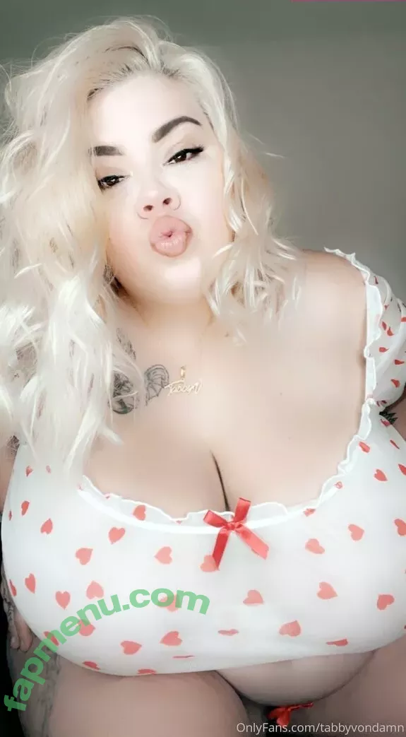 TabbyVonDAMN nude photo #0081 (tabsxdabs)