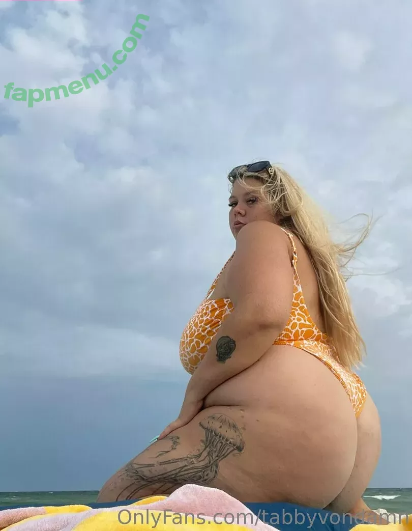 TabbyVonDAMN nude photo #0121 (tabsxdabs)