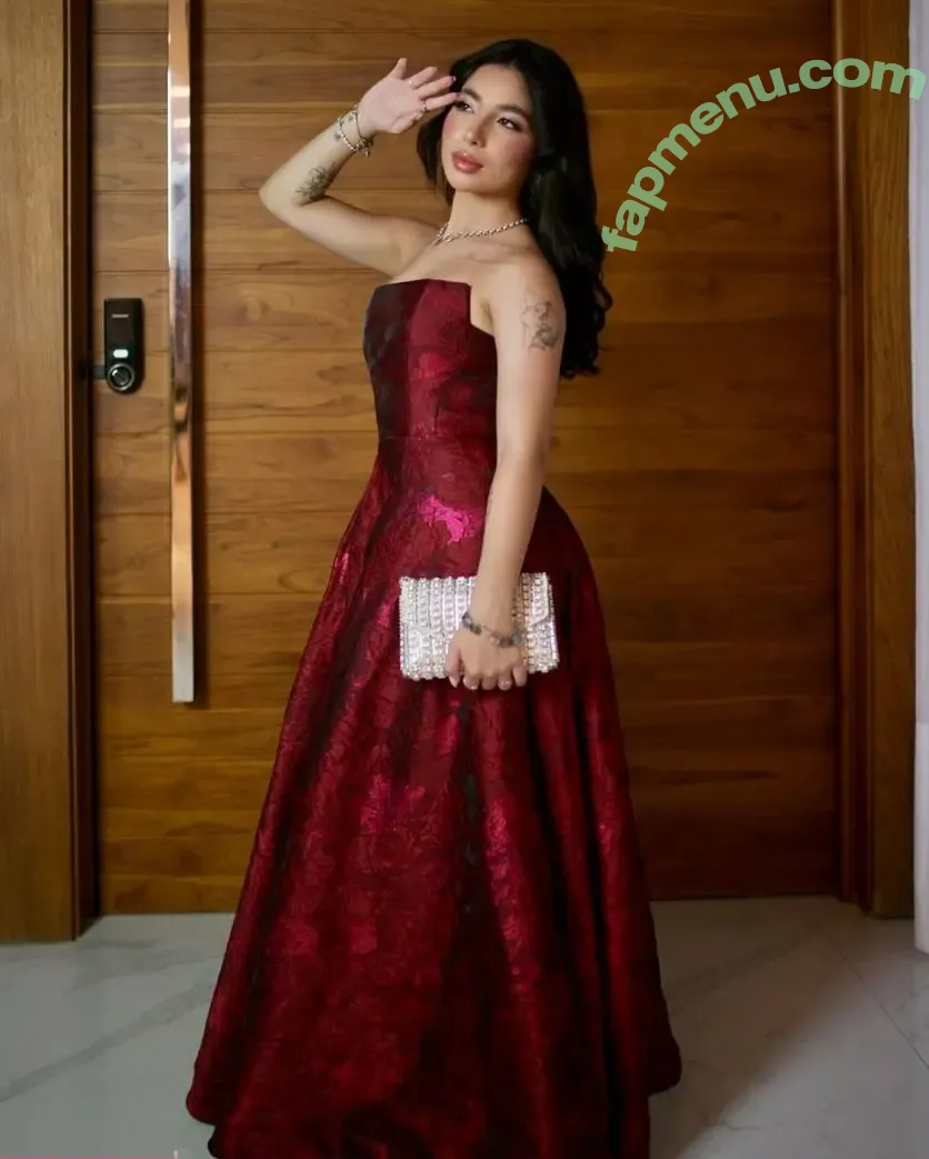 Taby Carvalho nude photo #0006 (taby)