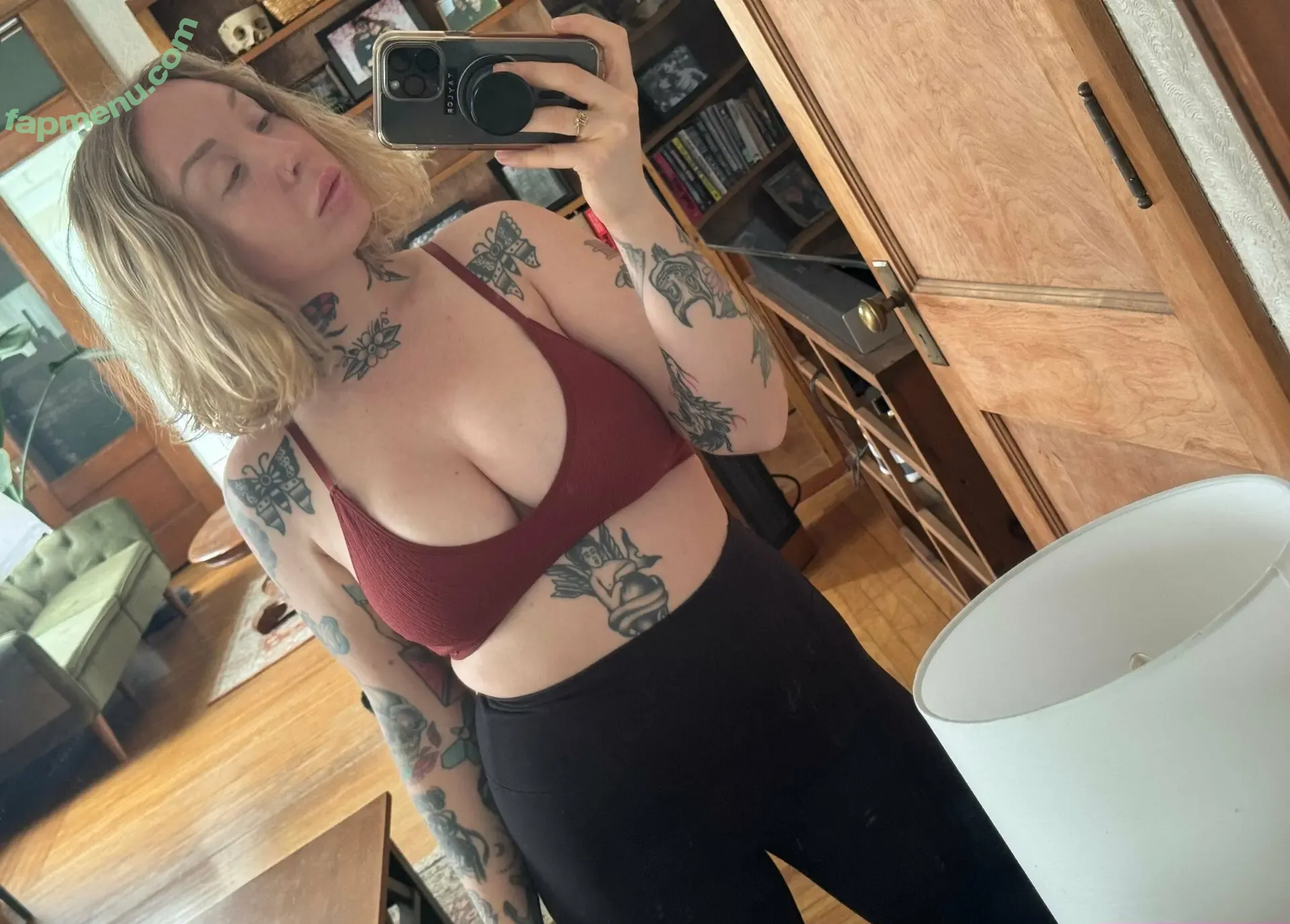 tacobelle666 nude photo #0030 (tacobelle_21)