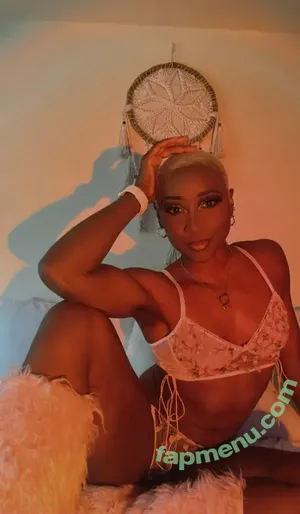  nude photo #0008
