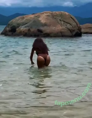 Taís Araujo / taisdeverdade nude photo #0150