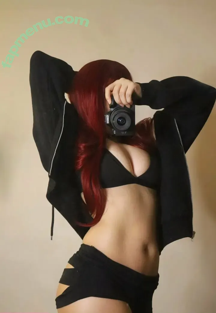 Taigateatime nude photo #0051 (petkittykiriko / taigatoetime)