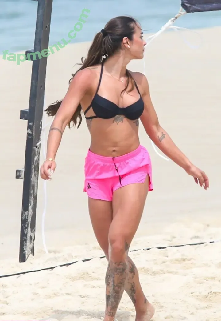 Tainá Castro Militão nude photo #0006 (tainamilitao)