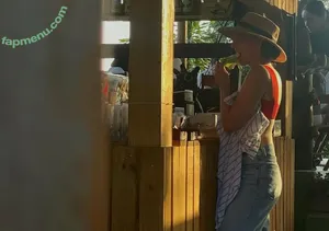 Tainá Müller / tainamuller nude photo #0016