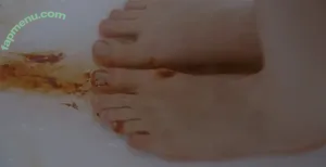 Taissa Farmiga / taissafarmiga nude photo #0144