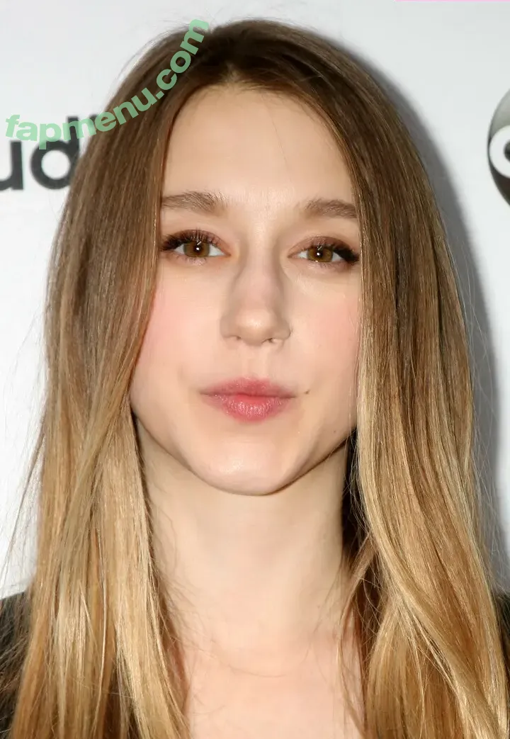 Taissa Farmiga nude photo #0129 (taissafarmiga)