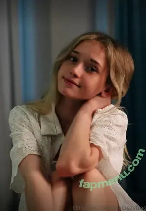 Taitehambelton / taite_imogen nude photo #0143