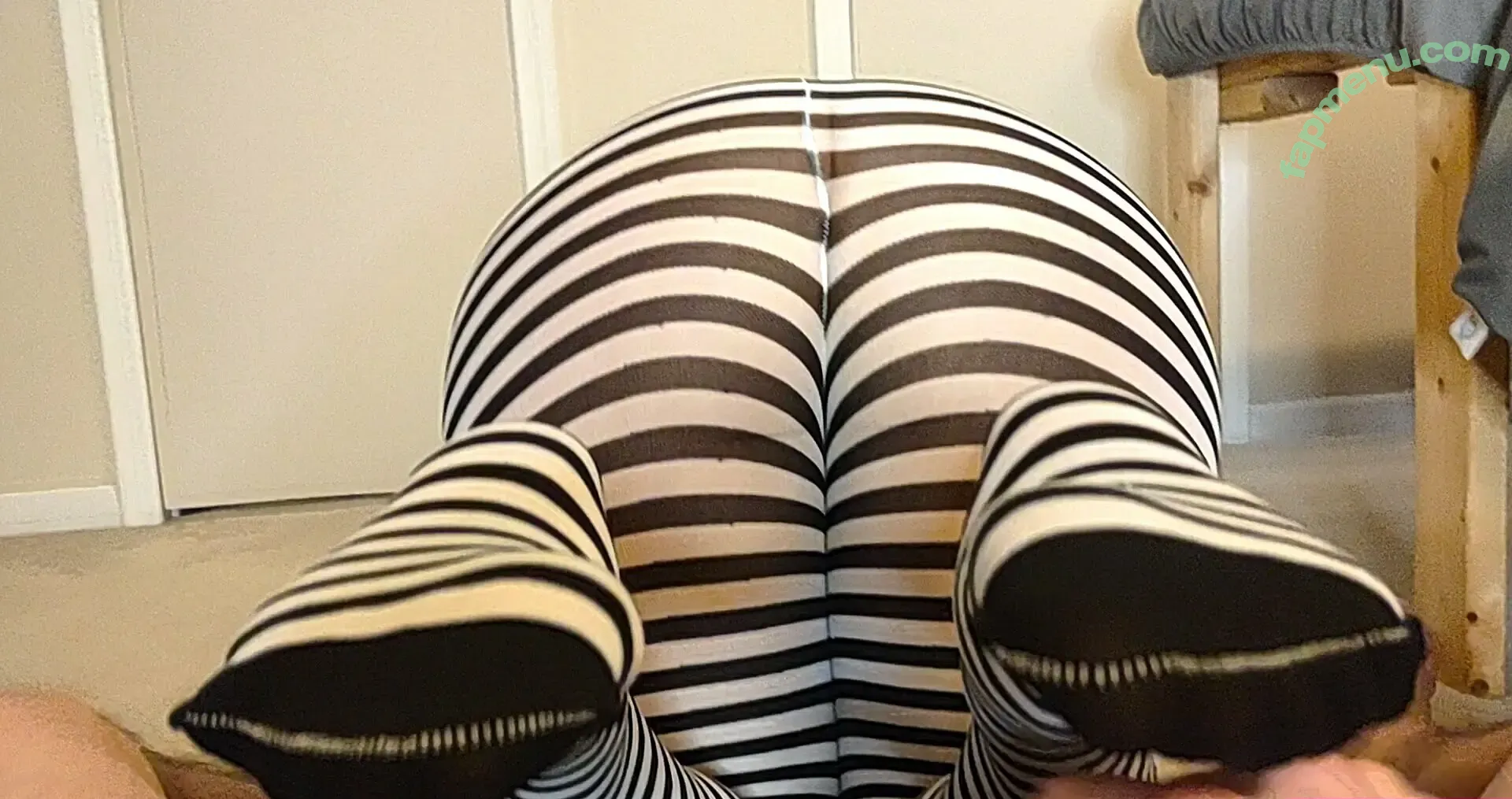 take_my_feet nude photo #0064 (takemyfeet)