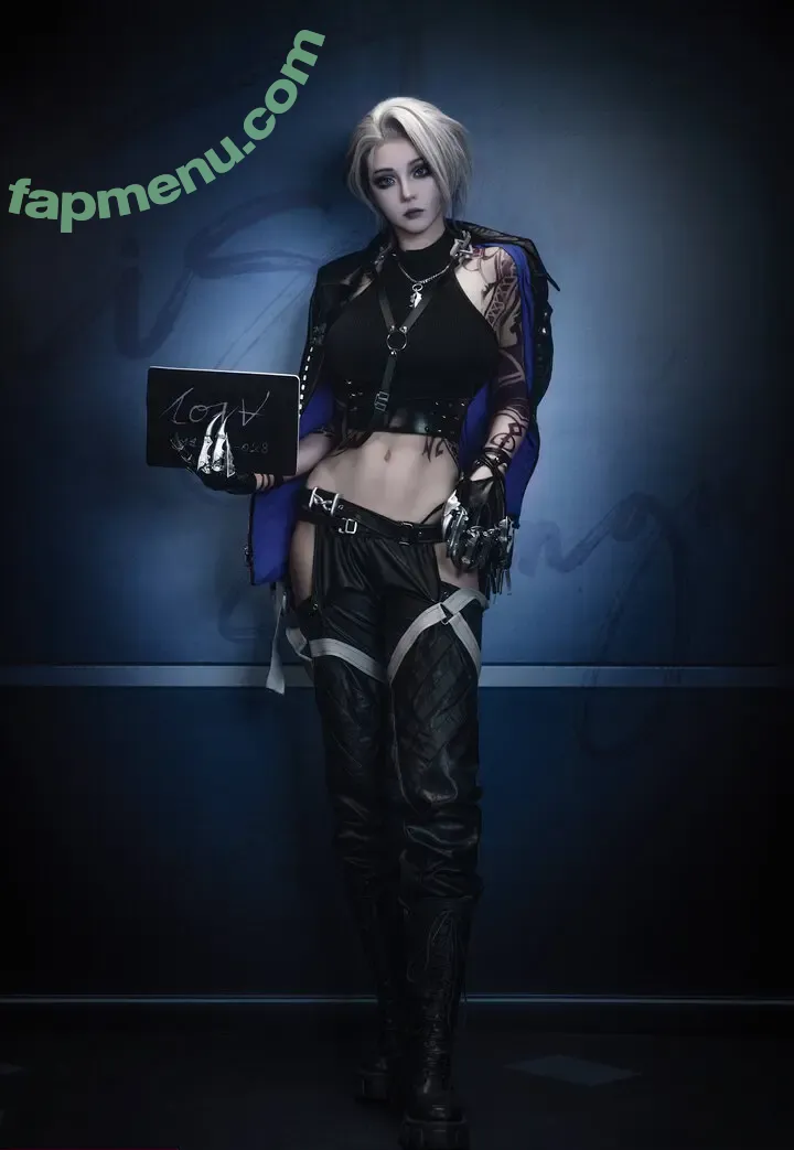 Takomayuyi nude photo #0127 (takochabuu)