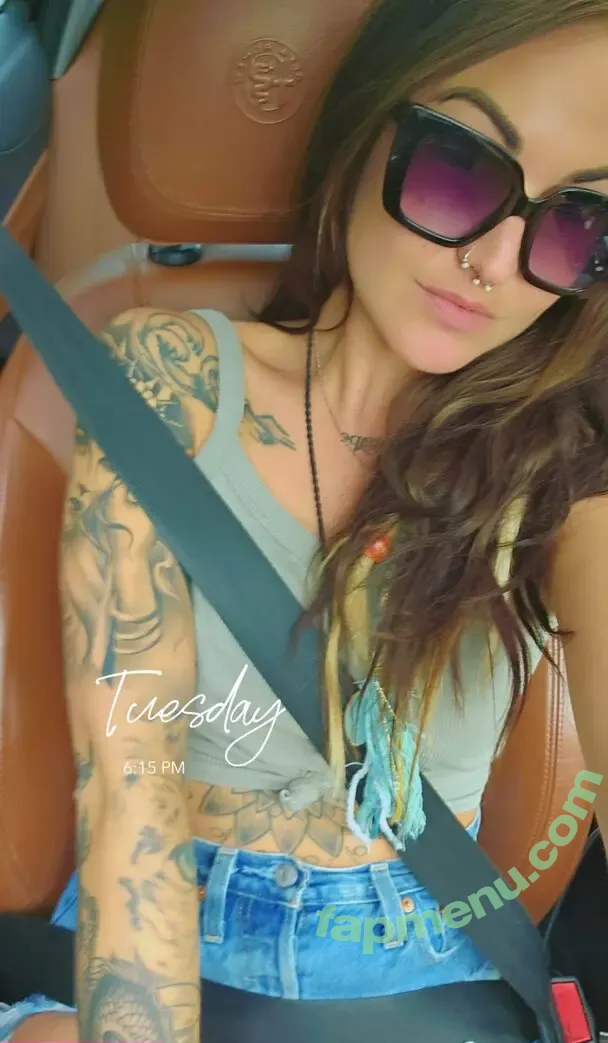 talfourtwenty nude photo #0014 (talfourtwenty)