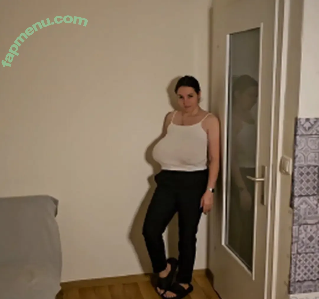 Talia Amanda nude photo #1201 (Talia_Amanda / Talia_Amanda34H / amandatalia__newbackup)