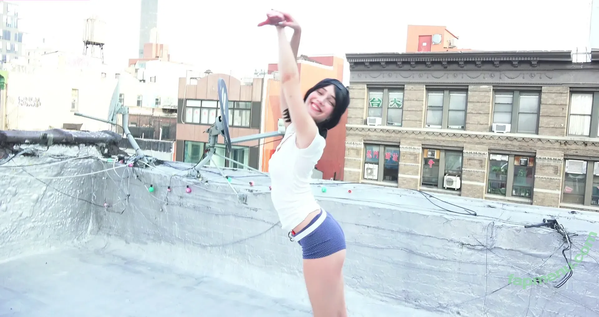 Talia Ryder nude photo #0028 (ryderr.xo / taliaryder)