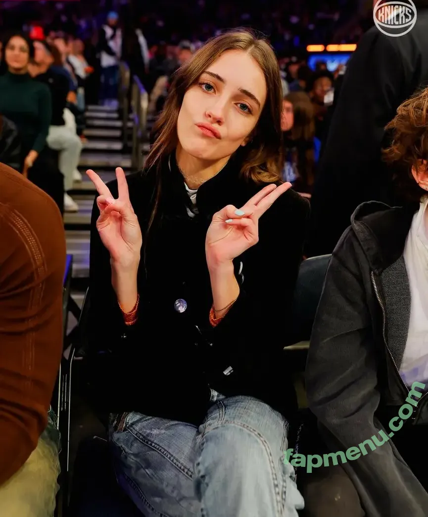 Talia Ryder nude photo #0035 (ryderr.xo / taliaryder)