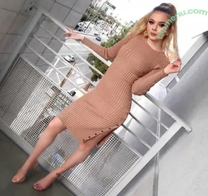  nude photo #0004