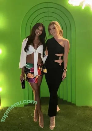 Talkswithjewlz nude photo #0045