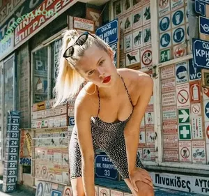 tallandalover / tallandall nude photo #0101