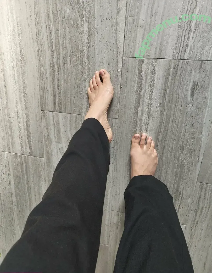 tallgirlwithfeets nude photo #0091 (tallgirlsfanpage)