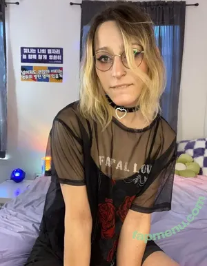 talliebunnie / nattalielarkspur nude photo #0012