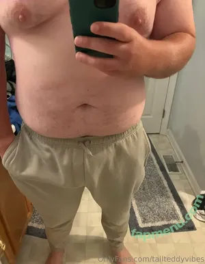  nude photo #0002