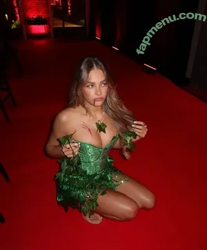 Tallulah Metcalfe / tallulahmetcalfe_ nude photo #0049