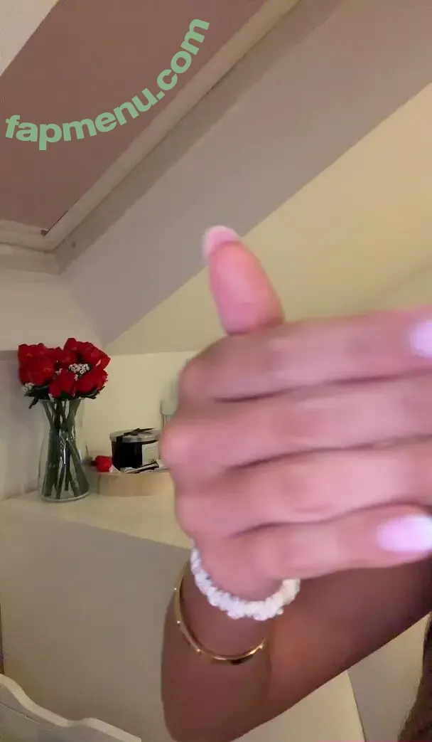 Tallulah Metcalfe nude photo #0081 (tallulahmetcalfe_)