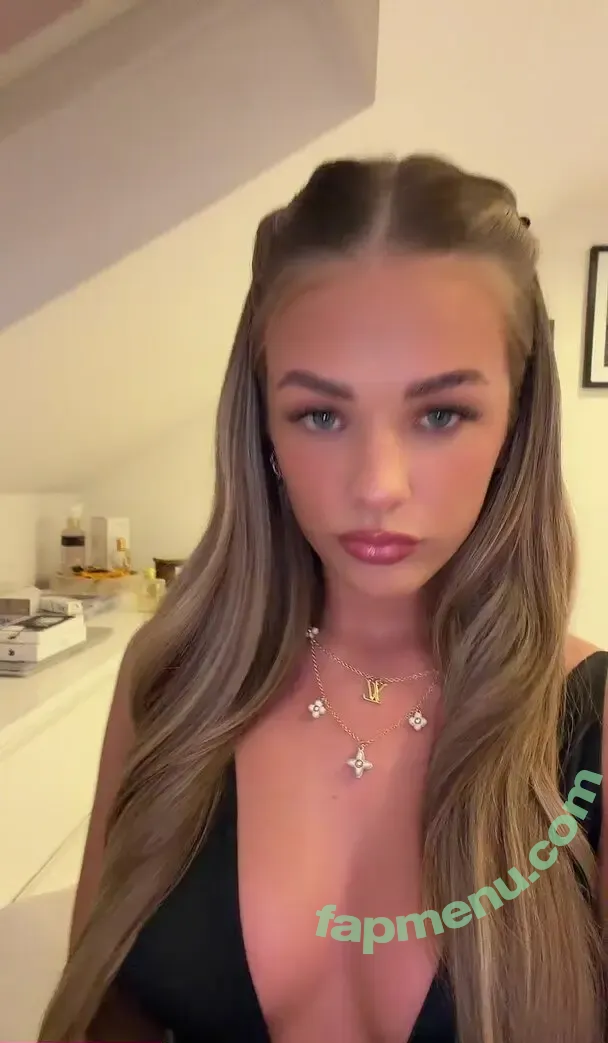 Tallulah Metcalfe nude photo #0089 (tallulahmetcalfe_)