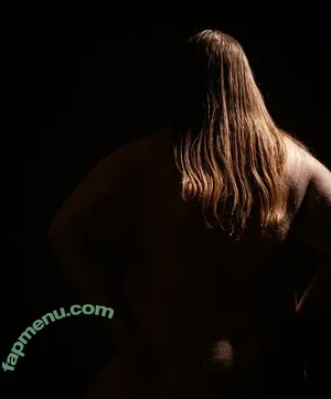  nude photo #0005