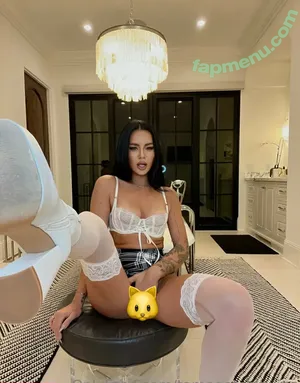  nude photo #0005