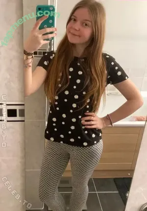 tambourinexoxos / tambourinexoxo nude photo #0103